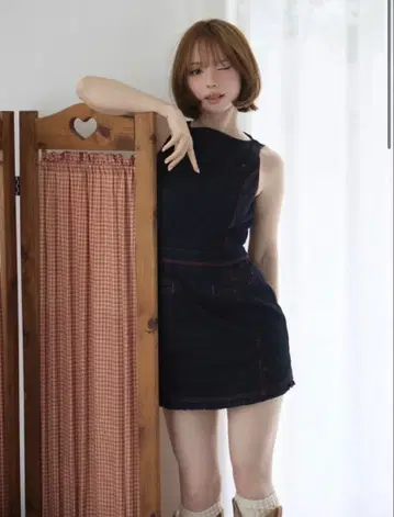 ANDMARY Lara 스티치 프릴 미니 드레스