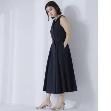 슬리브리스 더블 버튼 롱 원피스 네이비