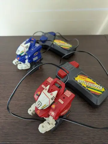 TOMY 타미힐피거 배틀 스키퍼 2대 세트