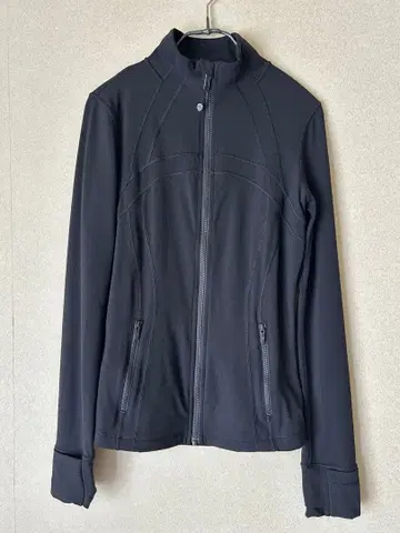 [ 미사용에 가까움 ] lululemon Define 자켓 Nulu M