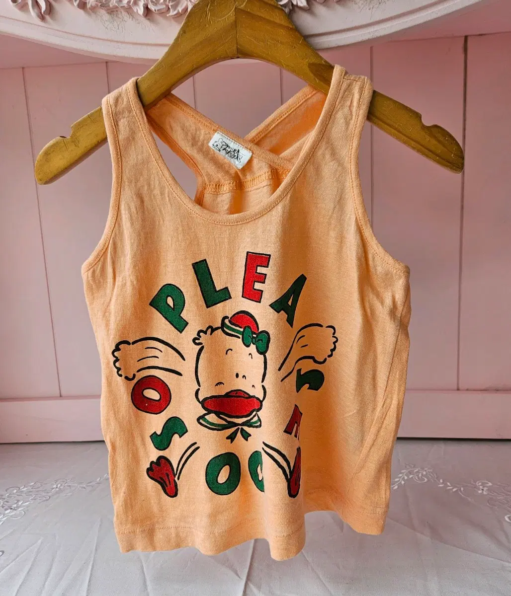 90 민소매 티