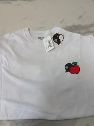NEW ERA Hello Kitty 티셔츠 화이트