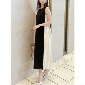 새상품급 RESEXXY 리젝시 플리츠 레이어드 원피스