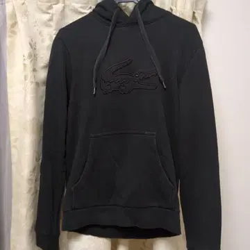 LACOSTE 악어 로고 자수 풀오버 후드티 블랙