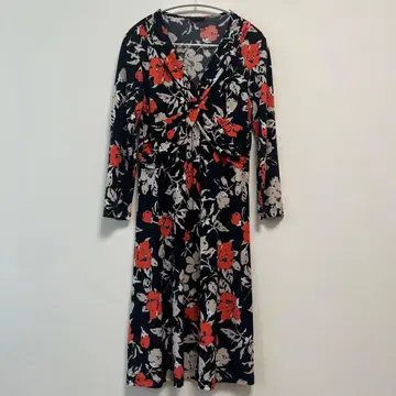 새상품급 LAURAASHLEY 로라 애슐리 원피스 13