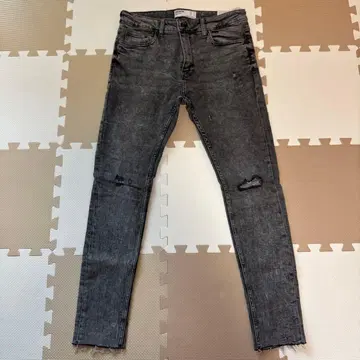 Bershka 데님 슈퍼 스키니 팬츠 데미지 가공 그레이