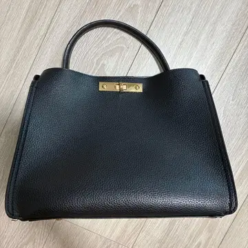 블랙 핸드백