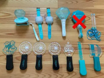 SHINee 응원봉 굿즈 묶음 판매