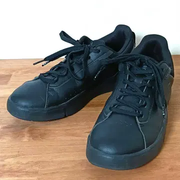 [ 새상품급 ] On 더 로저 어드밴티지 블랙 25cm 올블랙