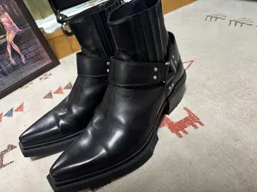 남성용 하네스 부츠 블랙 힐 ZARA 자라