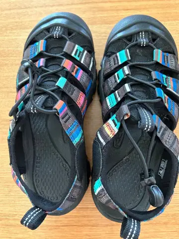 KEEN 아웃도어 샌들 23cm 미사용 새상품