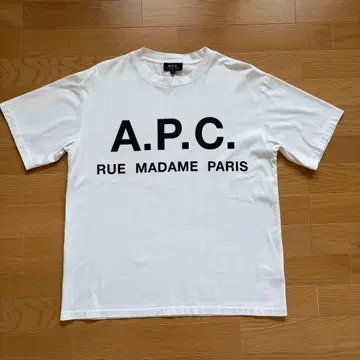 A.P.C 오버 사이즈 티셔츠 s