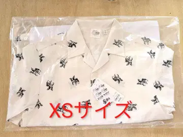 GU 죠죠의 기묘한 모험 오픈 카라 셔츠 이기 화이트 XS 사이즈