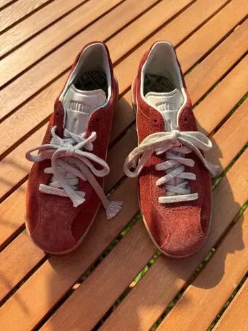 1970년대 빈티지 PUMA RED STAR 스웨이드 스니커즈