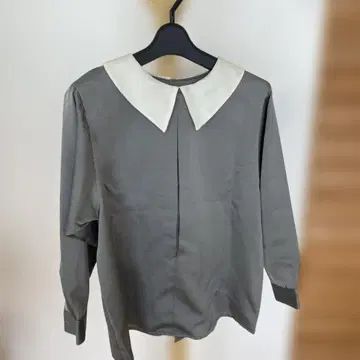 클레릭 셔츠 그레이 화이트 긴팔