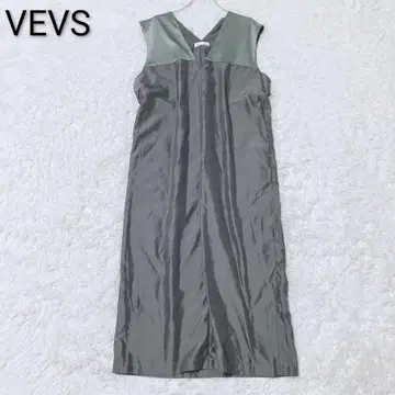 이브스 롱 원피스 이소재 절개 바이컬러 V넥 광택 카키