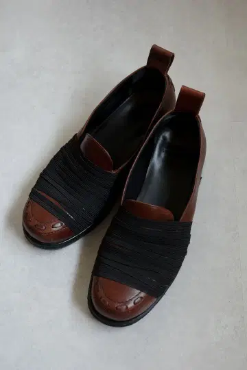 Stefan Cooke elastic loafers 브라운 43