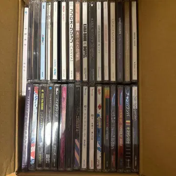 J-POP 락과 약간의 서양 POP CD 묶음 판매