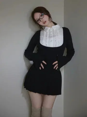 andmary Lotta 프릴 미니 드레스 블랙
