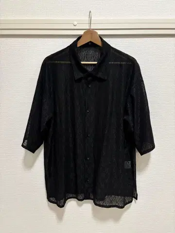 블랙 시어 셔츠