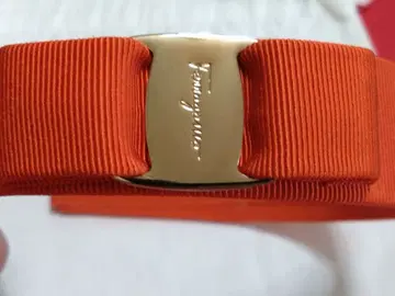 SalvatoreFerragamo 바라 머리띠 오렌지 미사용 새상품 이태리제
