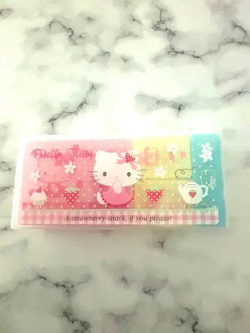 헬로키티 케이스