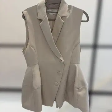 fitmore 페플럼 베스트 베이지