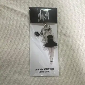 idle 2026 WORLD TOUR 아크릴 키링 SHUHUA