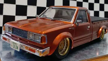 아오시마 Datsun 트럭 커스텀 프라모델 1/24 완성품!