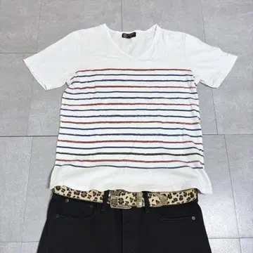 00s y2k archive swag V-neck Tee border
