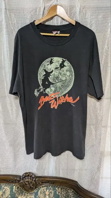 Best Witches 프린트T셔츠 블랙