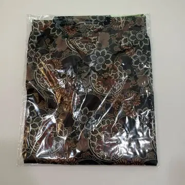 용과 같이 세가 럭키 쿠지 A상 아이코닉 셔츠 츠루노 유키