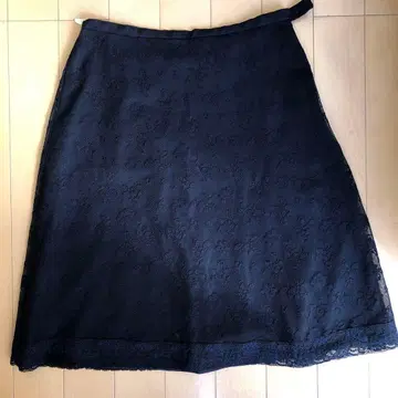 레스트로즈 스커트
