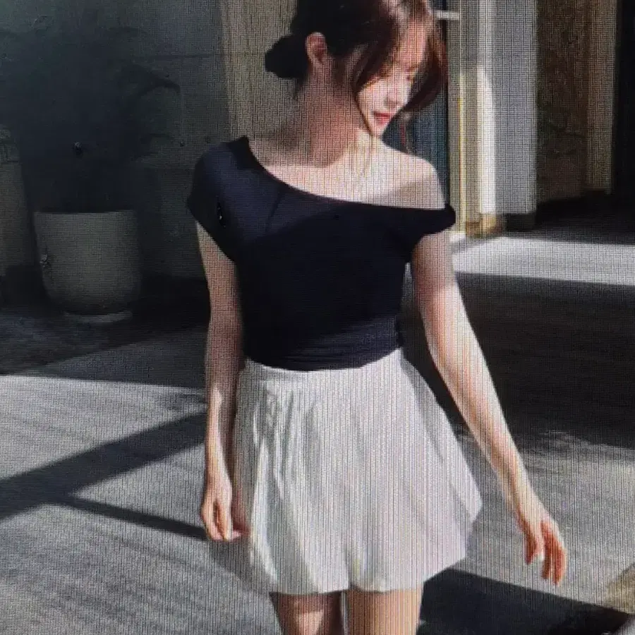 (해외배송)오프숄더 꼬임 반팔 티셔츠 4컬러