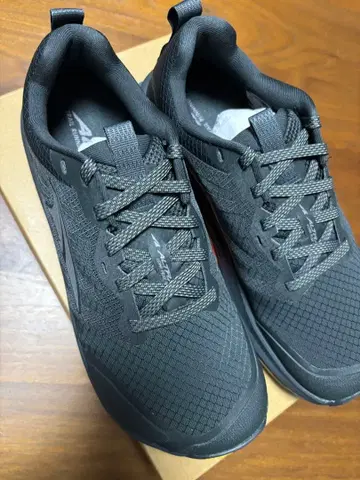 ALTRA 알트라 LONE PEAK 9+ 25.5cm 새상품
