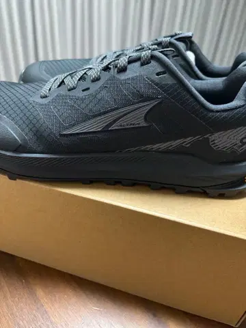 ALTRA 알트라 LONE PEAK 9+ 25.5cm 새상품