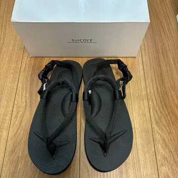 SUICOKE 샌들 블랙