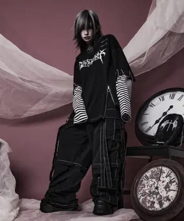 Grrr the Lipper 롱T 레이어드 보더