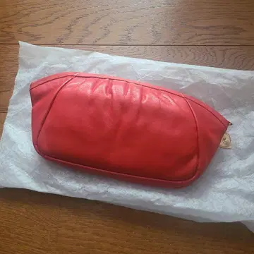천연 가죽 레드 파우치 하트 참 포함