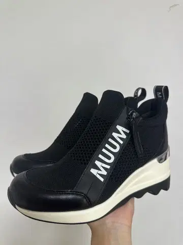 MUUM 스니커즈 S 사이즈