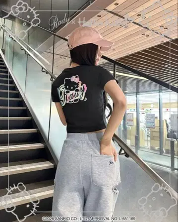Rady x Hello Kitty 셔츠