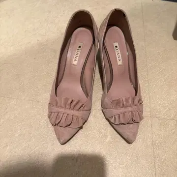 DIANA 펌프스 프릴 스웨이드 느낌 핑크 24cm