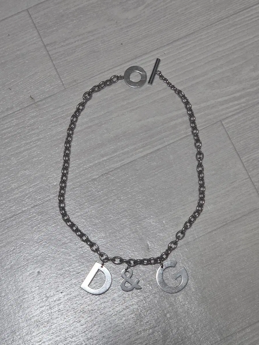 D&G 돌체앤가바나 빈티지 D&G 로고 초커 목걸이 45cm 정품