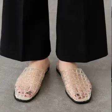 Grise Jelly Lattice mule S 사이즈