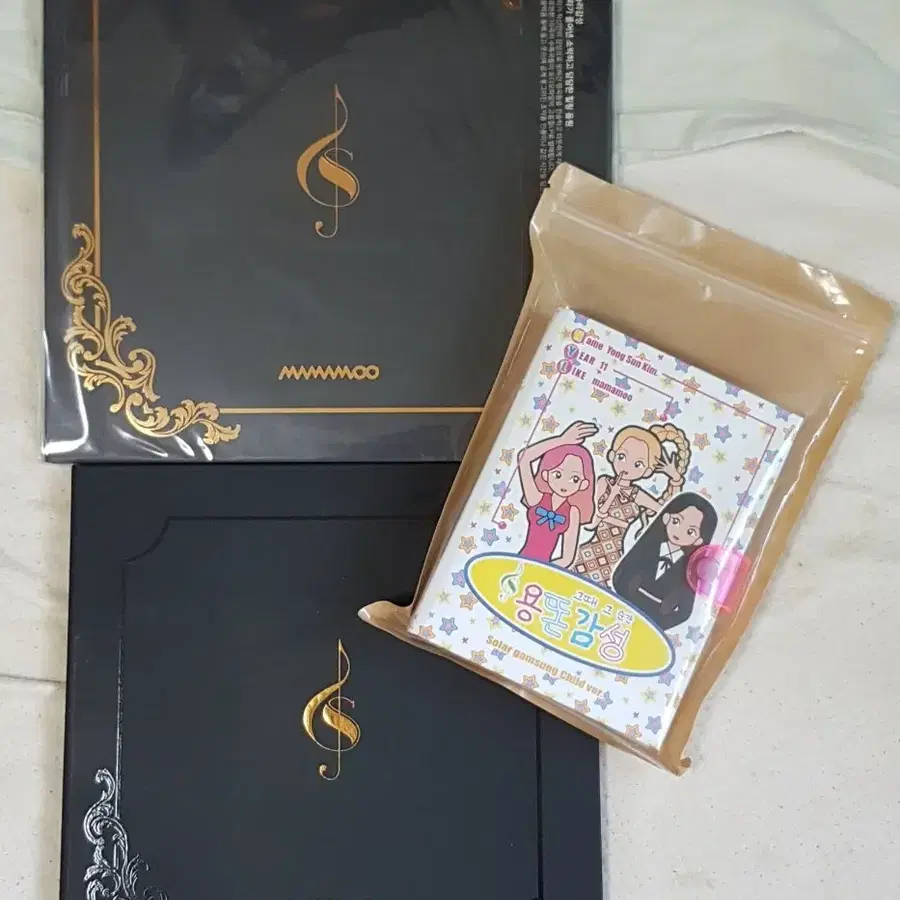 마마무 솔라 솔라감성 LP + 포토북 + 용똔감성
