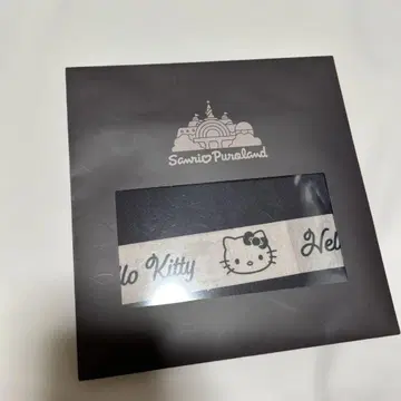 새상품 산리오 2025년 헬로키티 한정판 손수건