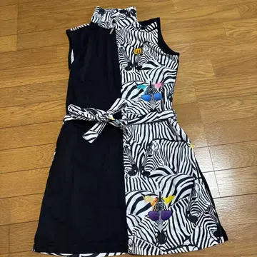 LOUDMOUTH 원피스