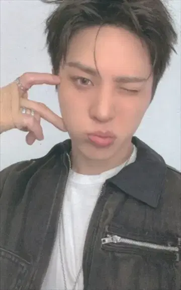 TREASURE DIGIPACK RAW ver. JUNGHWAN NEW WAV