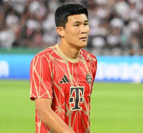 FC 바이에른 뮌헨 24/25 프리매치 져지 새상품 M