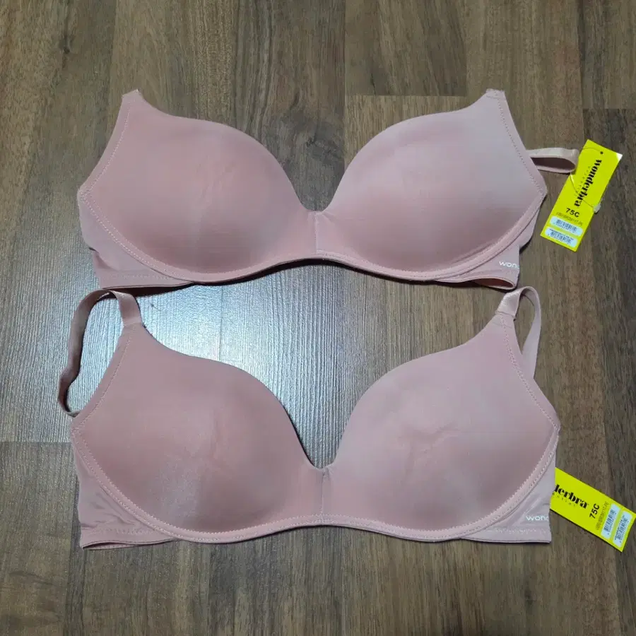 원더브라 2개 일괄 75C 미착용 새제품  노와이어 살구색